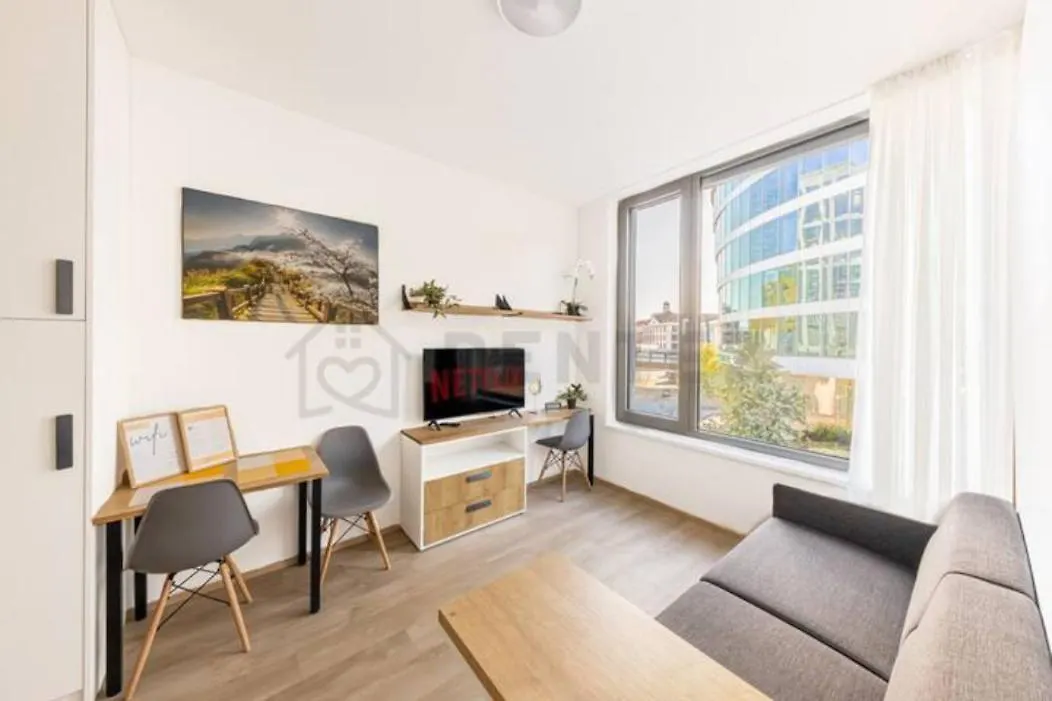 Apartment Mymozart Residence By Rentez Prag