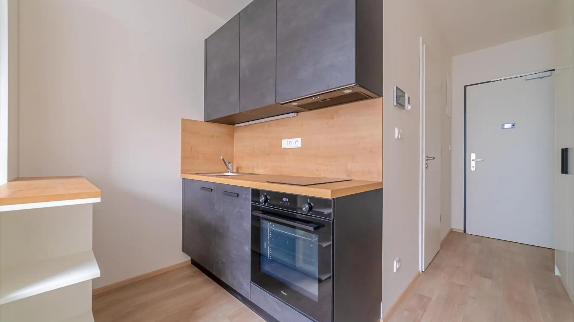 Apartment Mymozart Residence By Rentez Prag