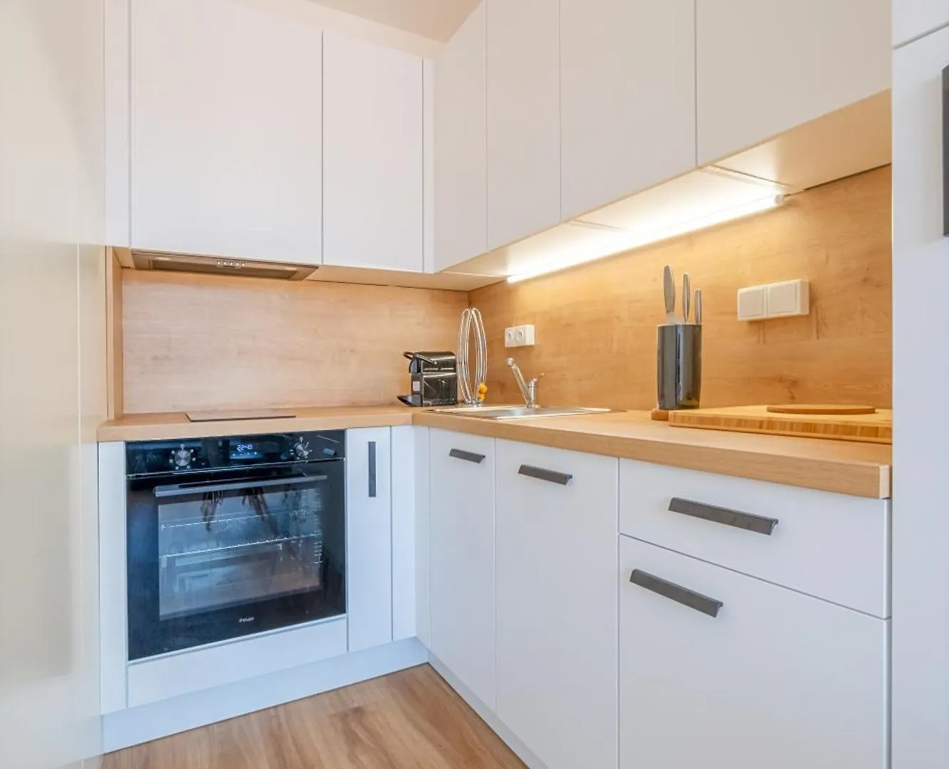 Apartment Mymozart Residence By Rentez Prag Tschechische Republik