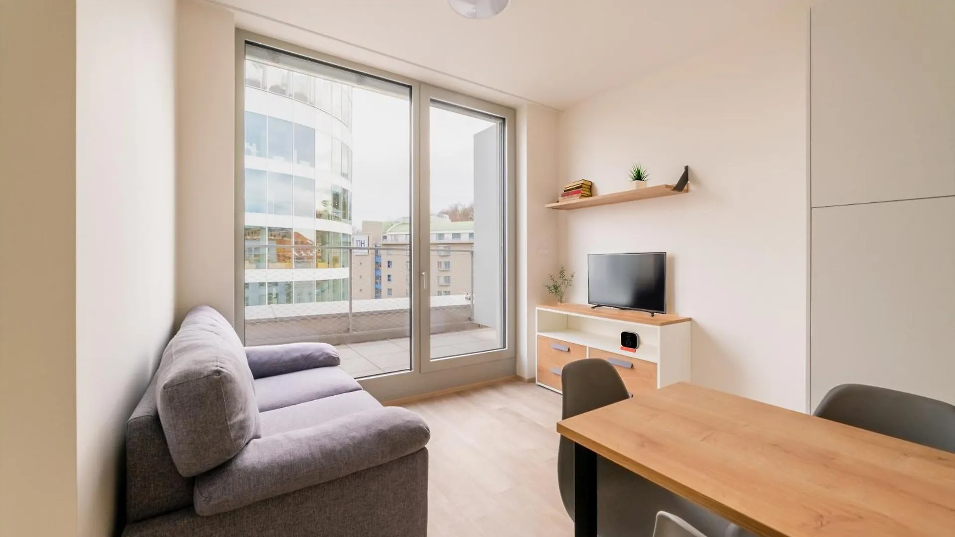 Apartment Mymozart Residence By Rentez Prag