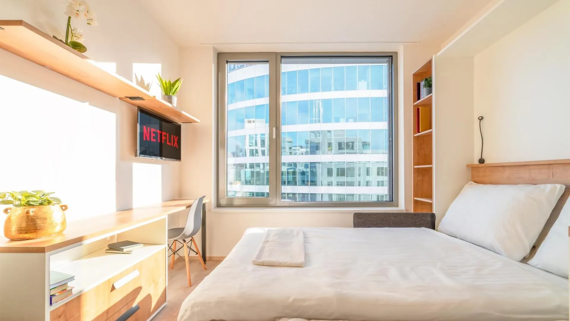Mymozart Residence By Rentez Prag Apartment